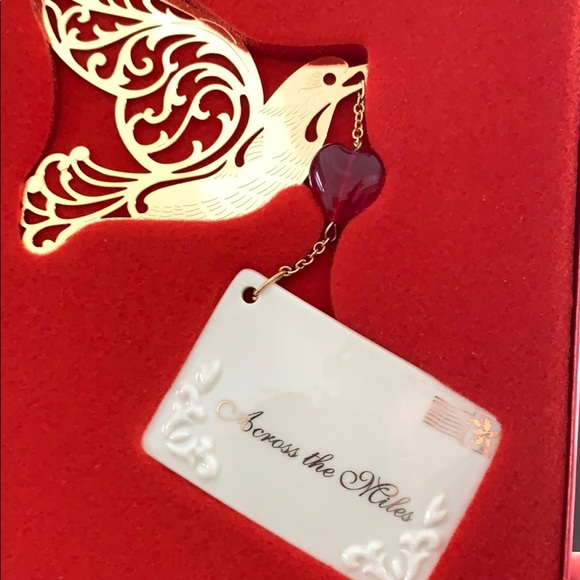 New Lenox Ornament, Across the Miles - Picture 5 of 7